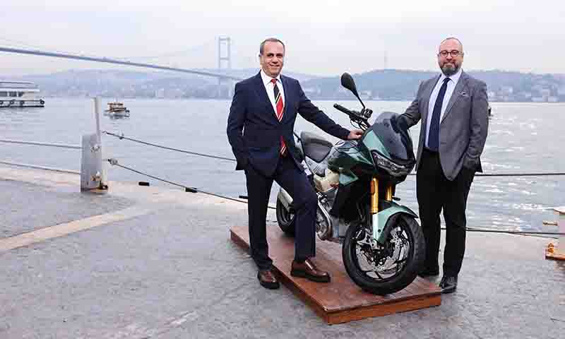 Moto Guzzi V100 Mandello Türkiye’de