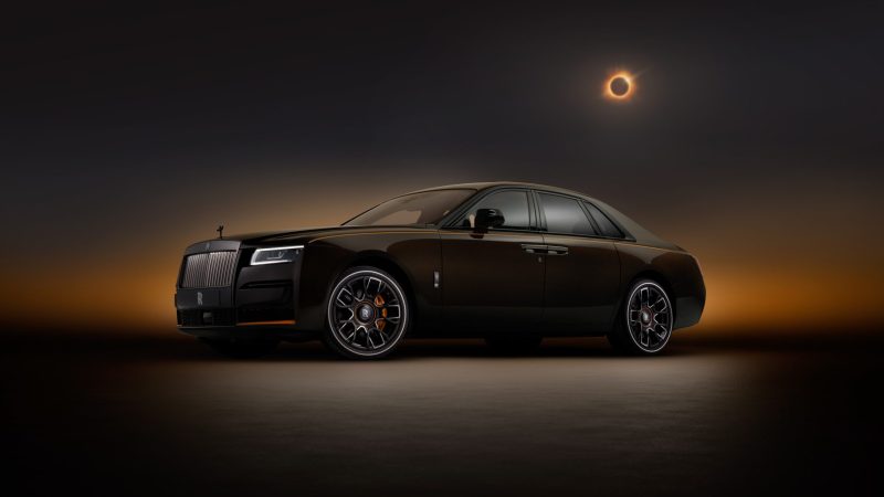 Rolls-Royce Black Badge Ghost Ekleipsis 