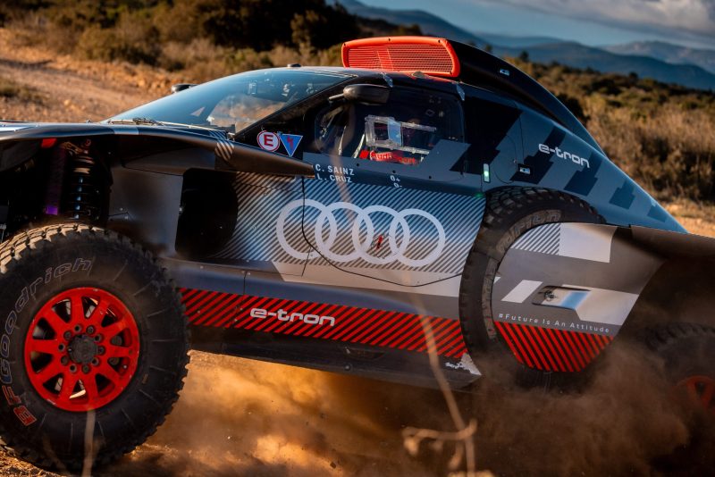 Audi RS Q e-tron Dakar Rally Test Lastours